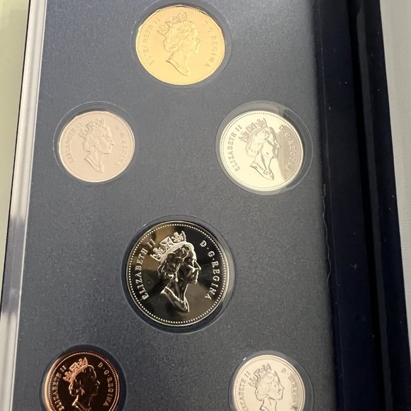 1994 Canada Specimen Coin Set! - Picture 4 of 9